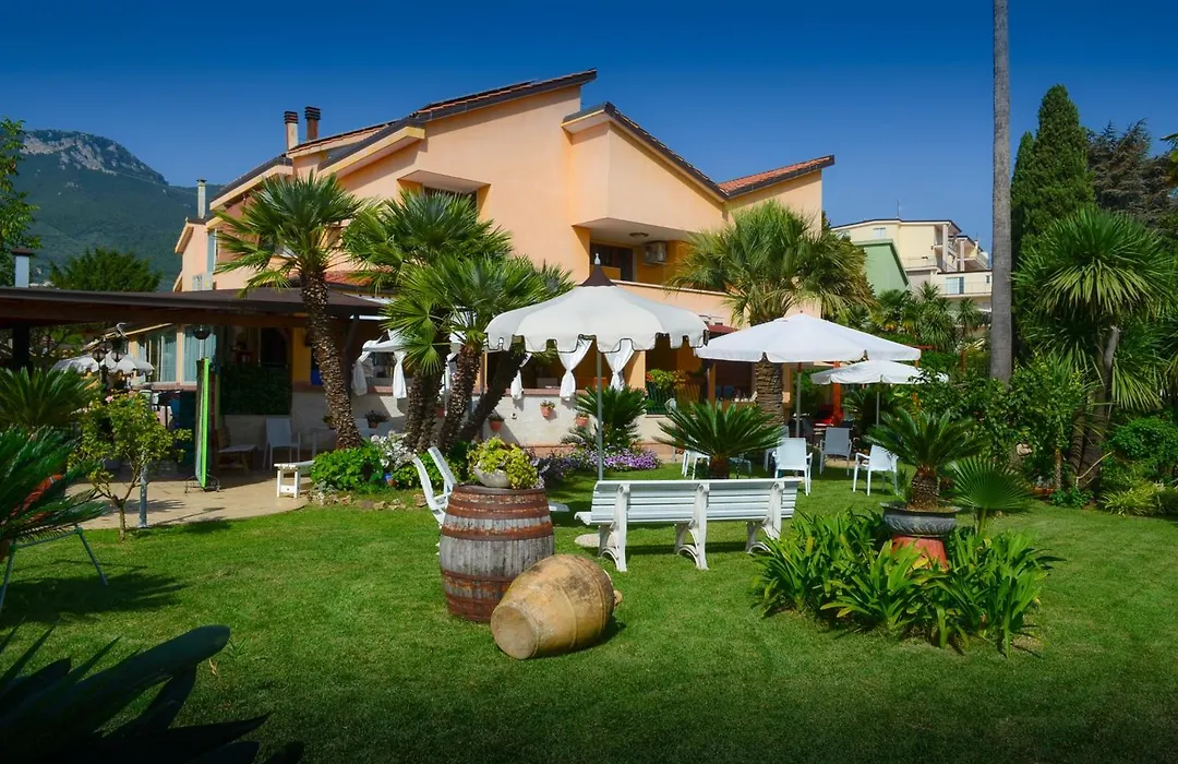 La Magnolia B&B-1